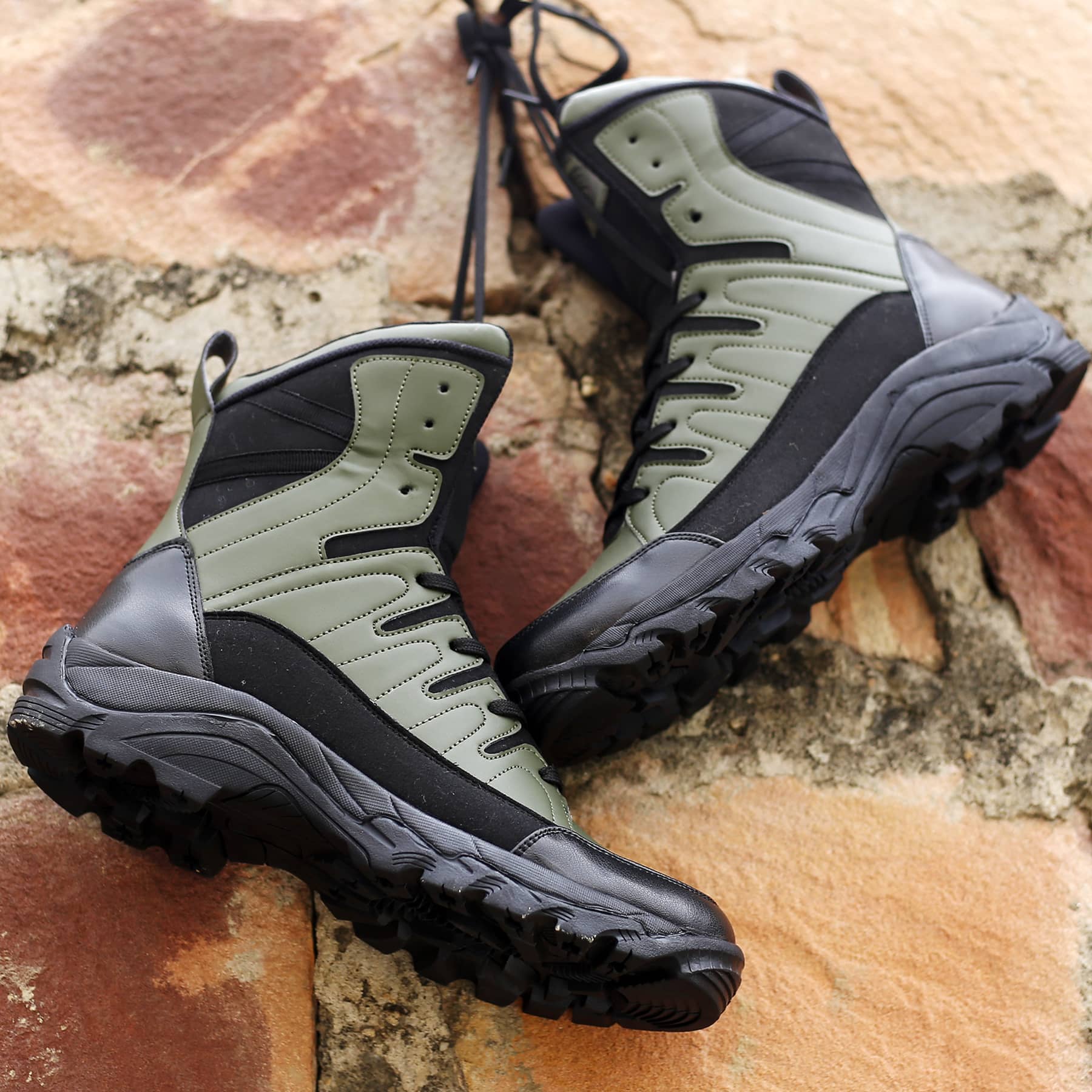 Snow boots, high top boots, best snow boots, snow boots for men