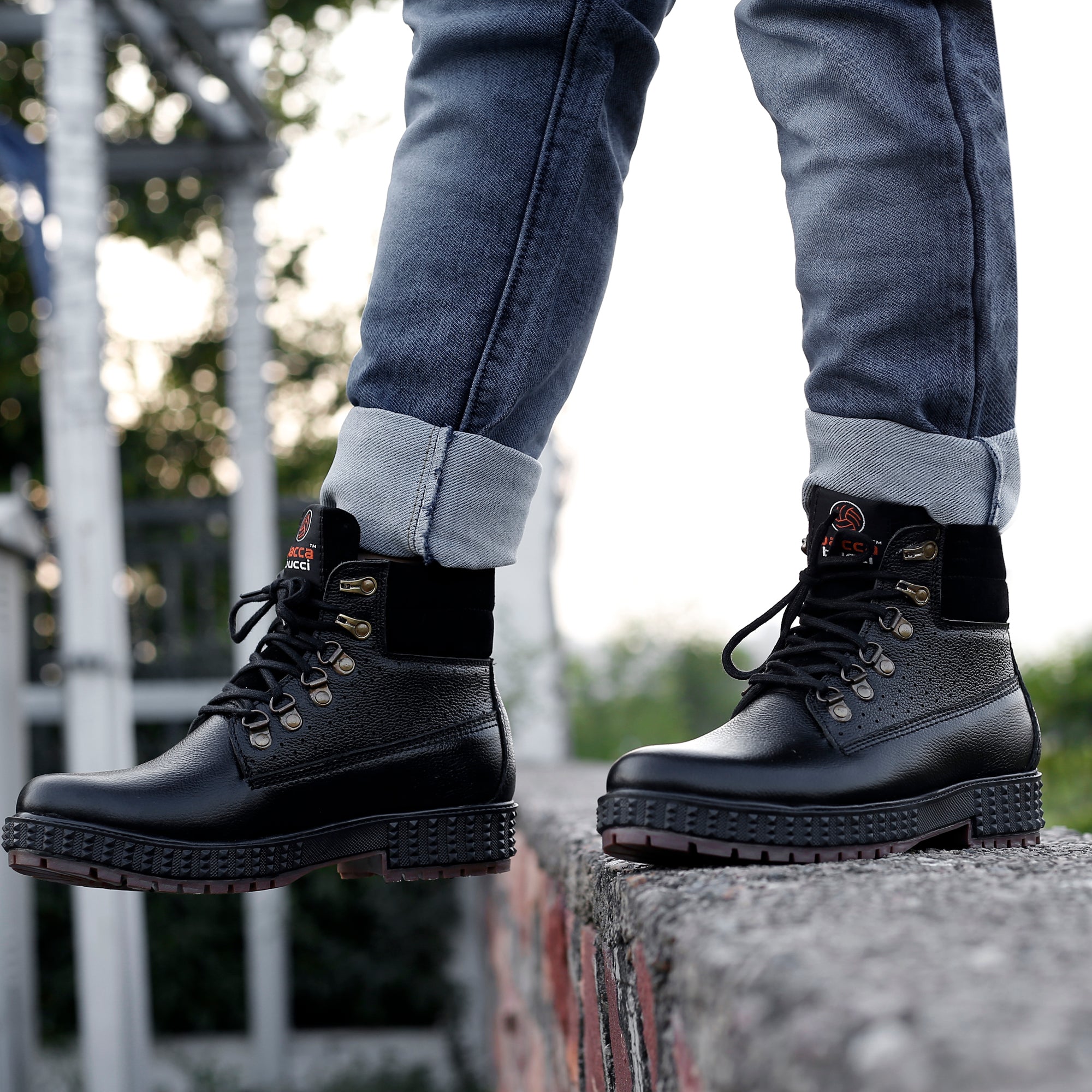 water resistant boots, leather boots for men, trekking boots, mens boots