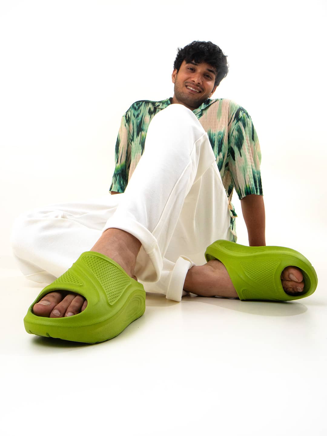 Bacca Bucci Floats—Ultra Lightweight EVA Slides for Men