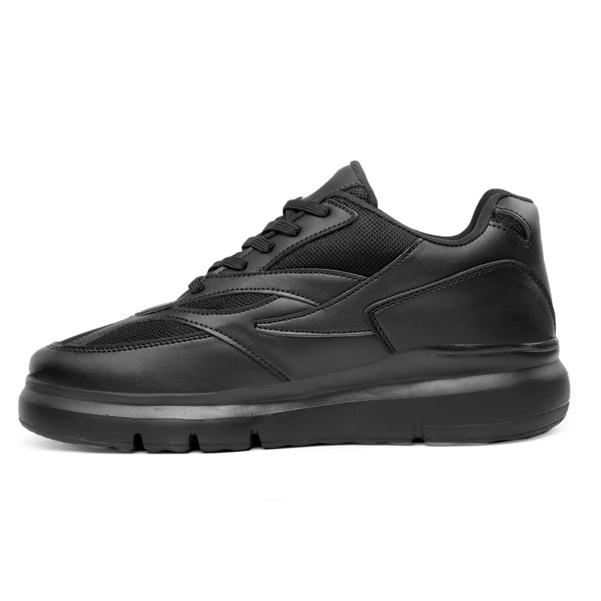 black sneakers for men